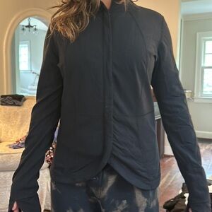 lululemon athletica woman’s Black Lightweight Jacket